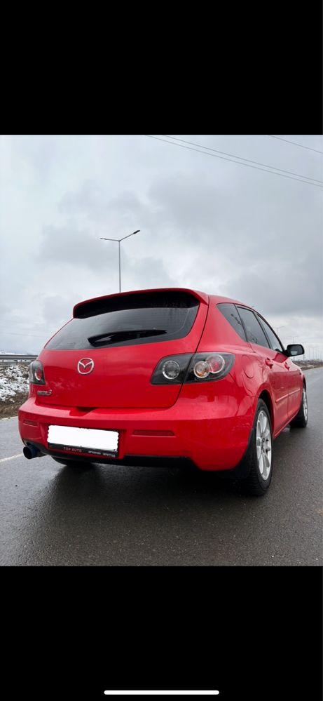 Mazda 3 Затъмнени задни прозорци на 20%