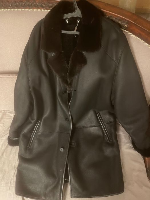 Продам богатую Куртку Дубленку Нат Мех