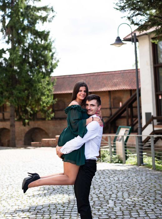 Servicii foto profesionale – Majorate | Petreceri | Botezuri | Busines