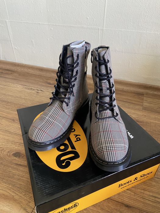 Dockers- номер 39