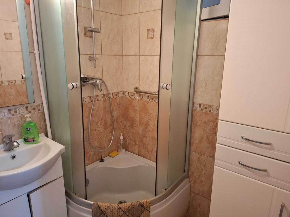 De inchiriat apartament cu 2 camere