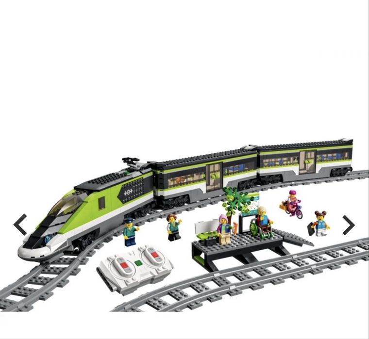 LEGO® City - Tren expres de pasageri (60337)