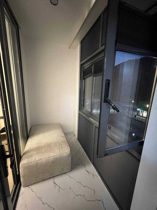 Ugam Riverda апартамент сотилади.  Биринчи линия сувга қараган. 5-этаж