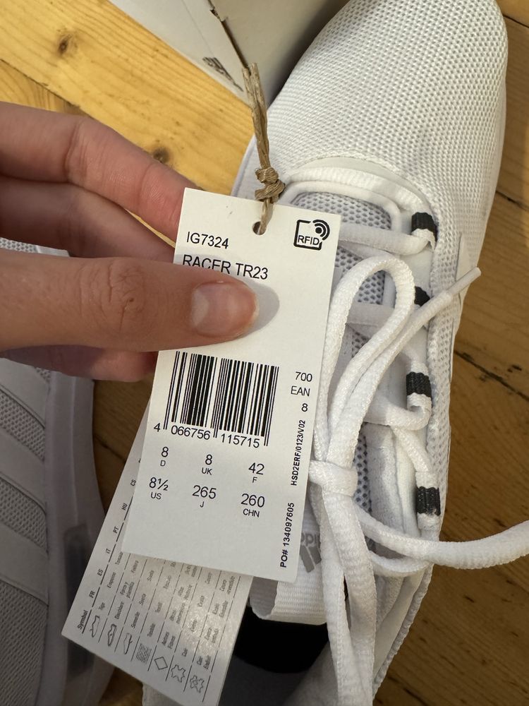 Adidas маратонки
