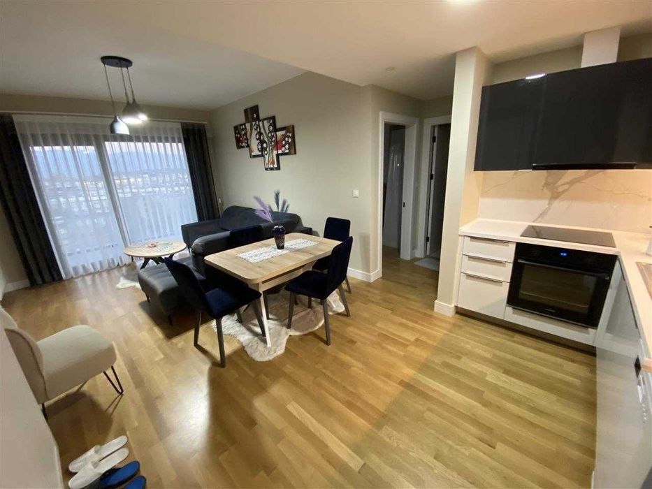 Дава се под наем Двустаен апартамент в Бургас, Изгрев - 60 кв.м за 204 € - Снимка #4