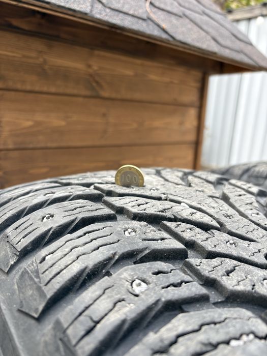 Зимние шины шипованные Nokian