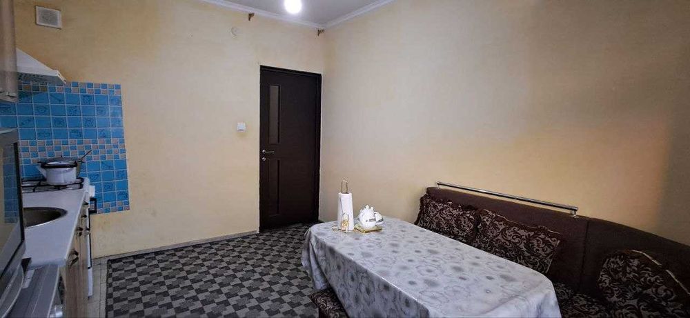 Квартира сотилади