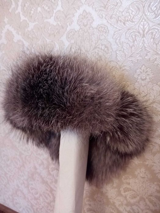 Продаётся шапка ушанка из натурального меха и кожи.