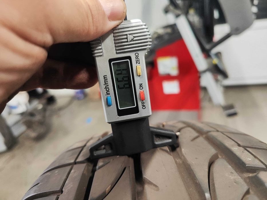 4бр. летни гуми 215/65/16 Bridgestone