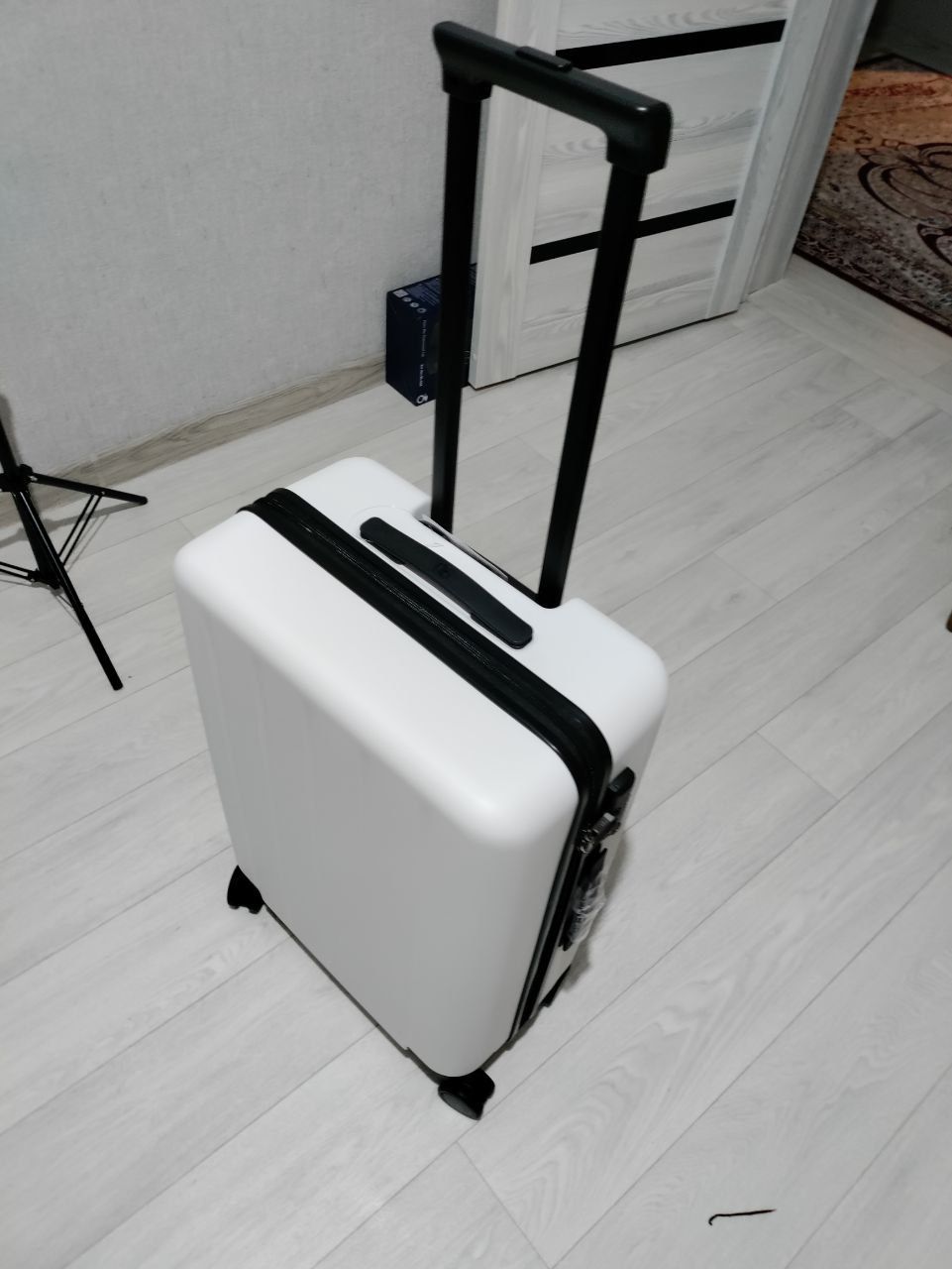 Чемодан Xiaomi NinetyGo Danube Luggage Size 24 62L White Белый