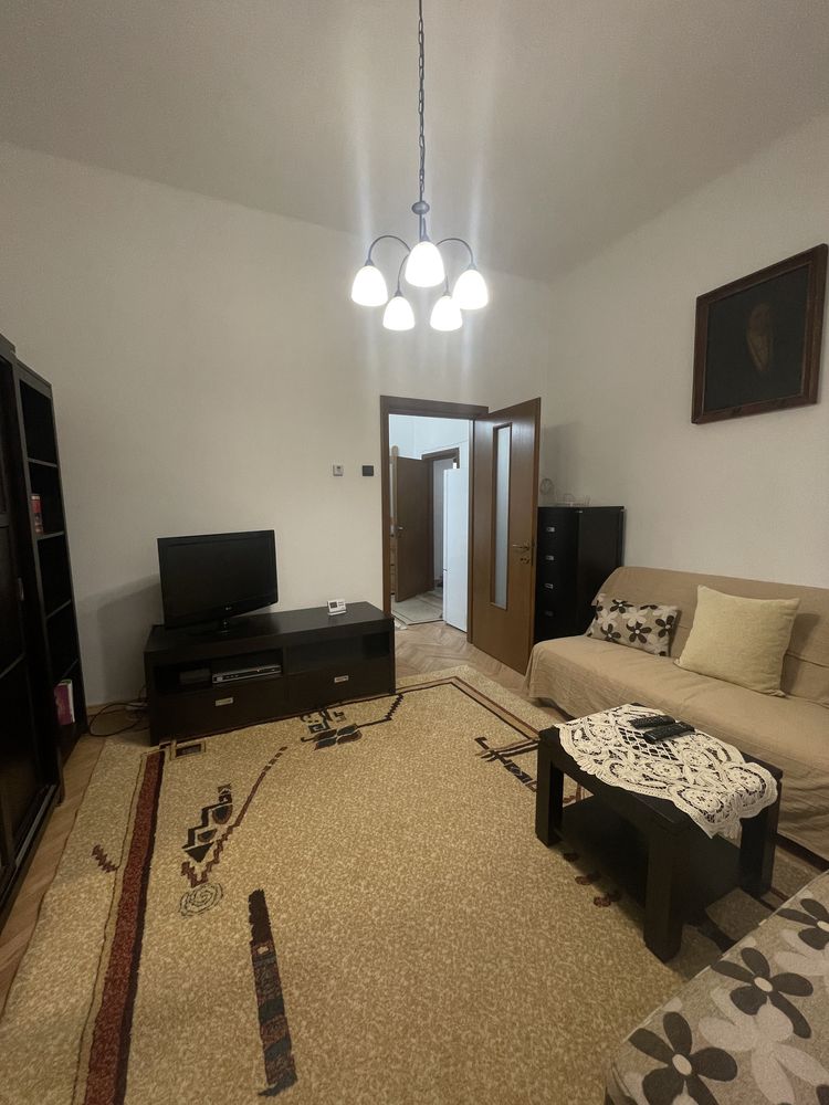 Apartament de inchiriat