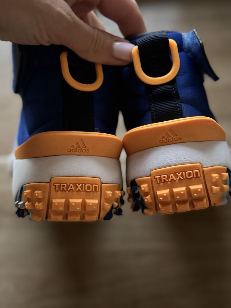 Детски обувки adidas