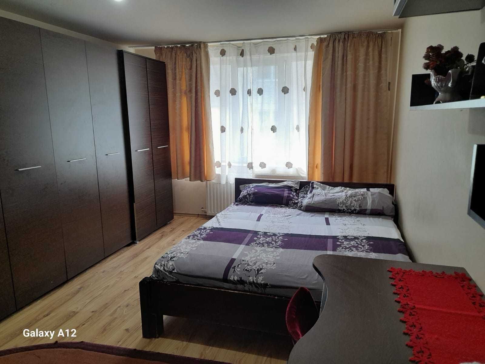 Apartament 2 cam de vânzare Năsăud