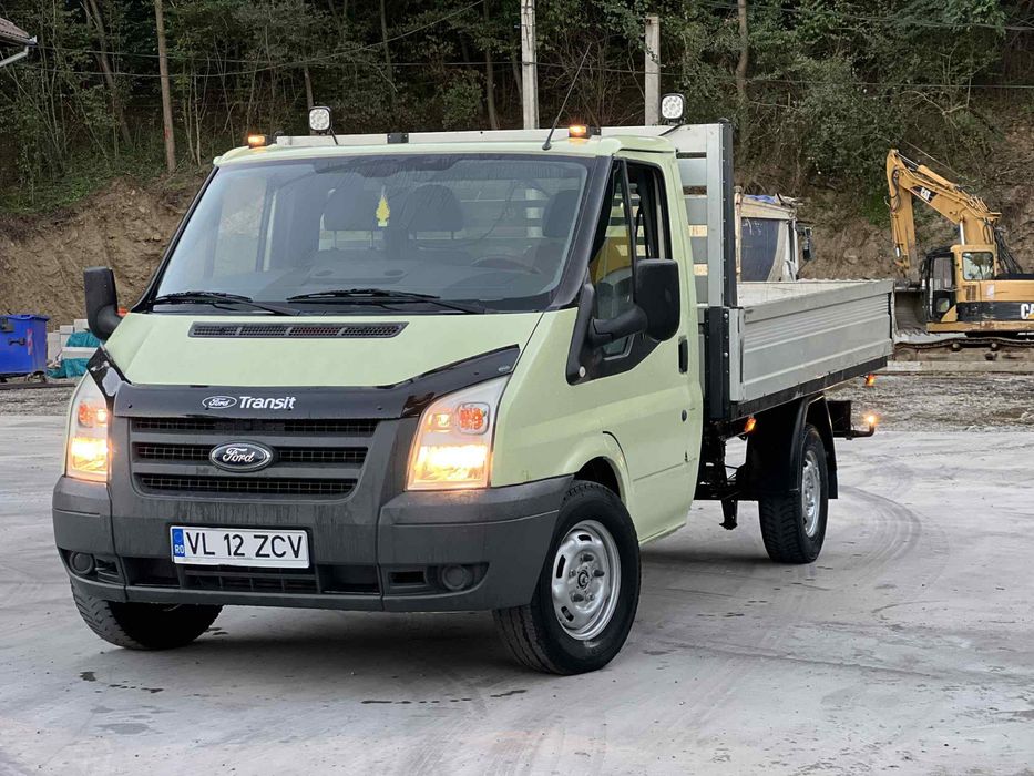 Ford Transit 2,4 TDCI 2013