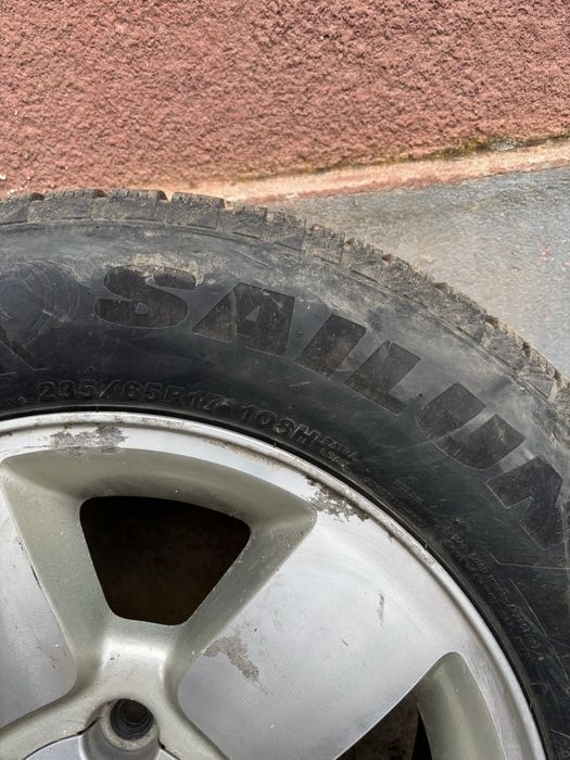 Зимни Гуми с джанти 17  235/65/17 Grand Cherokee wj 5x127 джанти