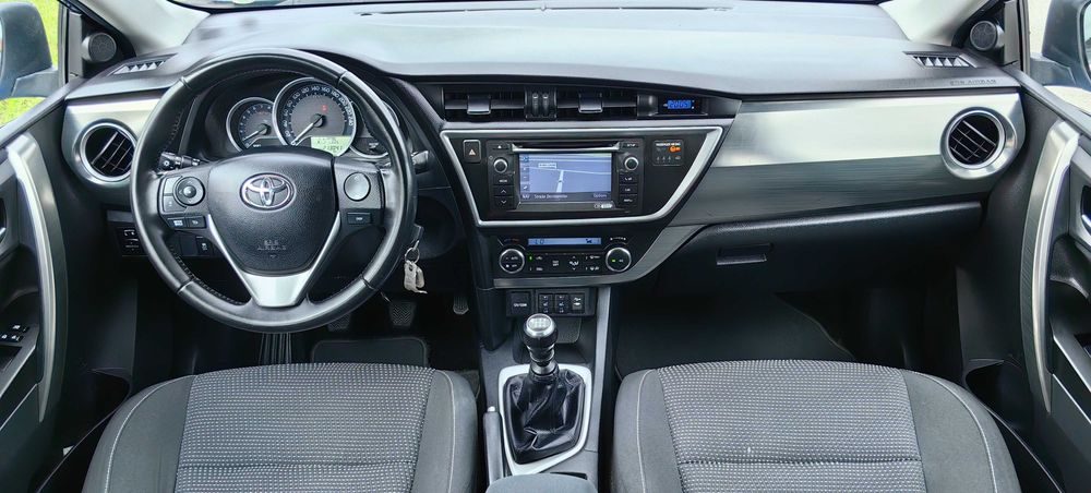 Toyota Auris, benzina, LED, Navi