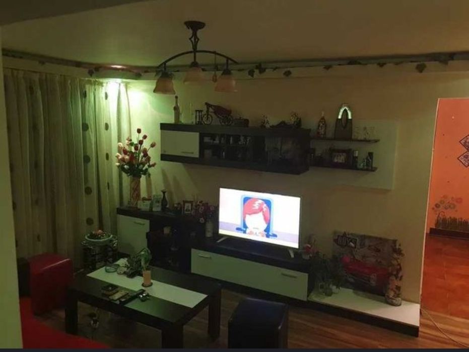 Vand Apartament 3 camere zona Zahana Str Primaveri