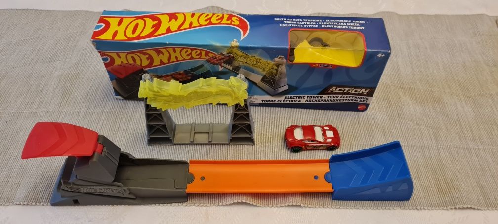 Писти Hot Wheels