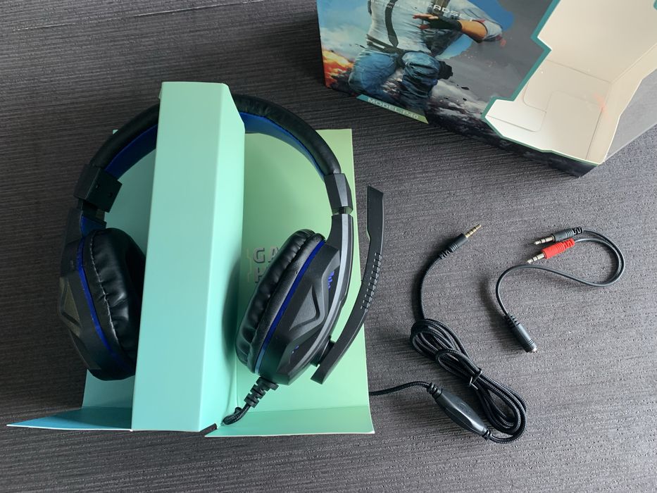 Геймърски слушалки с микрофон