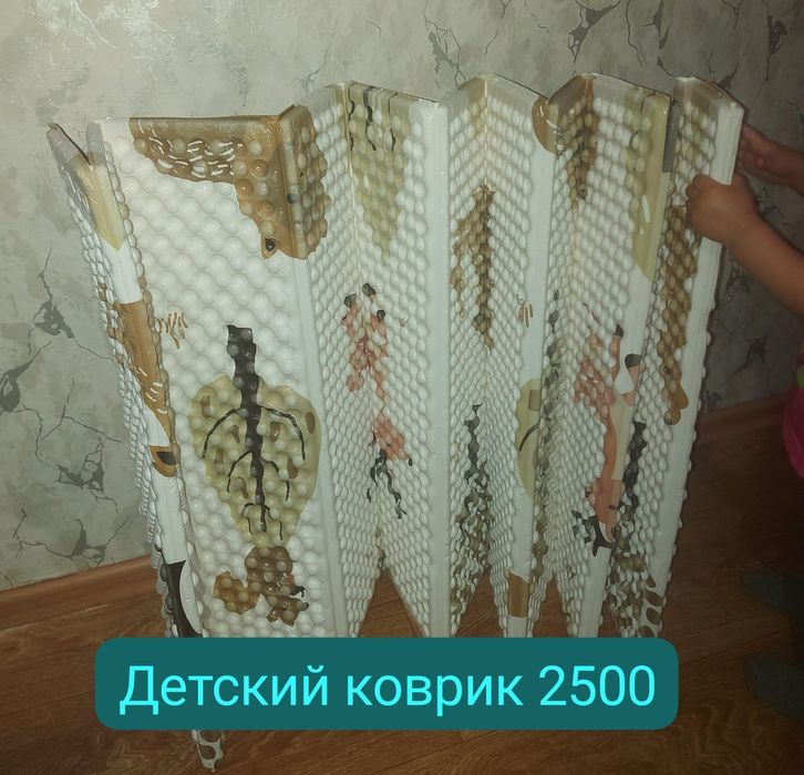 Продам детские вещи