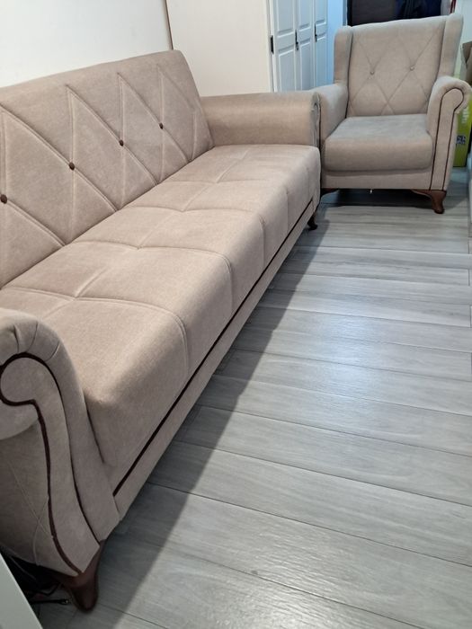 Canapea si fotoliu noi