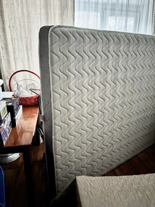 Продам матрас новый