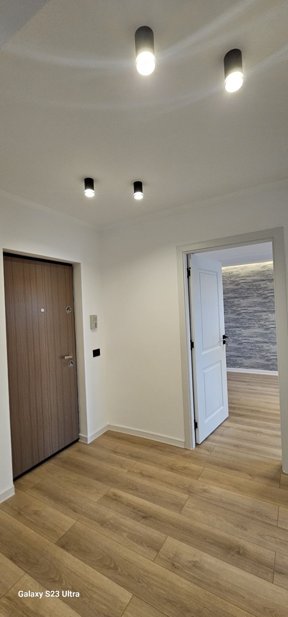 Apartament 2 camere, Nord, proprietar, renovat complet, 51 mp, et.5/10