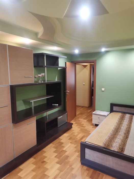 Дава се под наем Тристаен апартамент в Стара Загора, Аязмото - 93 кв.м за 408 € - Снимка #9