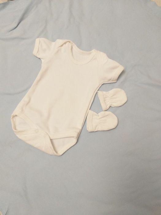 Комплект для новорожденного на выписку.Турция