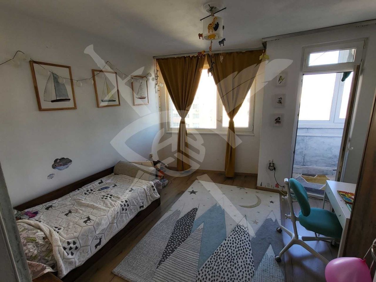 Продава се Тристаен апартамент в Варна, Спортна зала - 105 кв.м за 2000 €/кв.м - Снимка #6