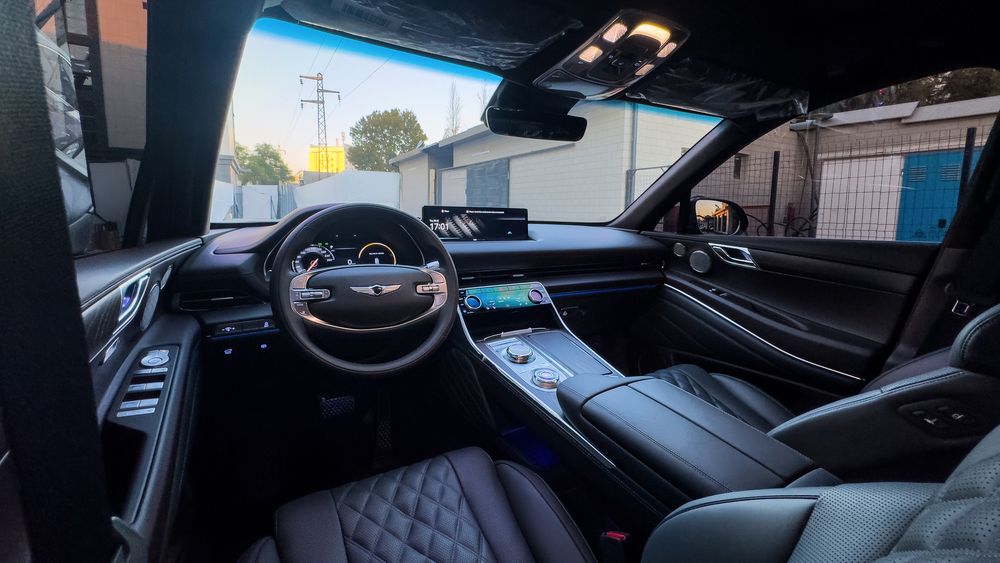 Genesis Gv 80 full pozitsiya