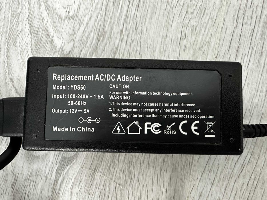 Alimentator 12v 5A pentru camere de supraveghere / benzi led + adaptor