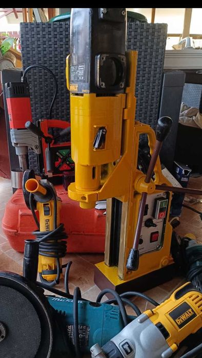 Masina de gaurit cu talpa magnetica Dewalt  ORIGINAL 100%