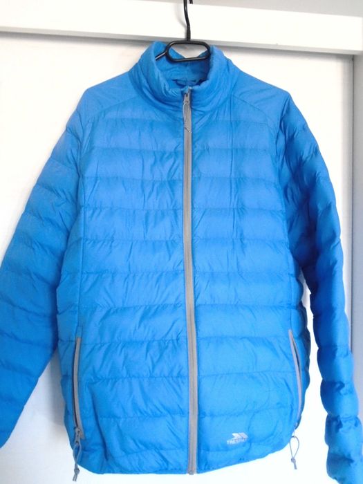 geaca primavara - toamna  trespass, marimea m = 50 lei