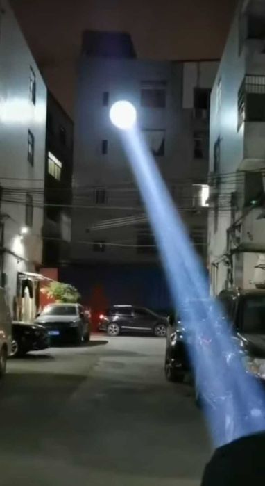 Beam 230 7r Moving head robot NOI SIGILATE + CASE inclus in pret