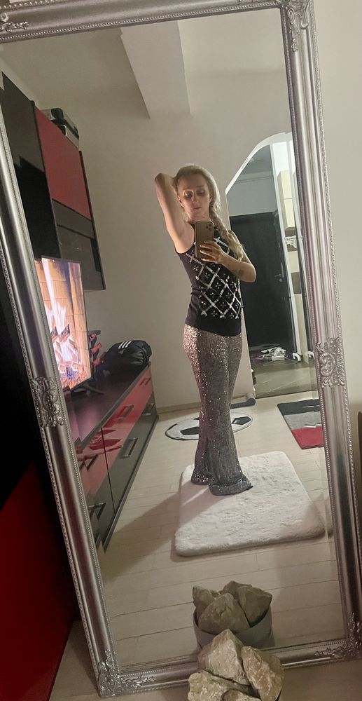 Tinuta de Revelion