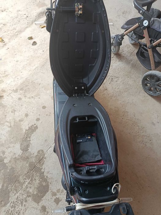 Skutir sotiladi 400$dan kami yuq