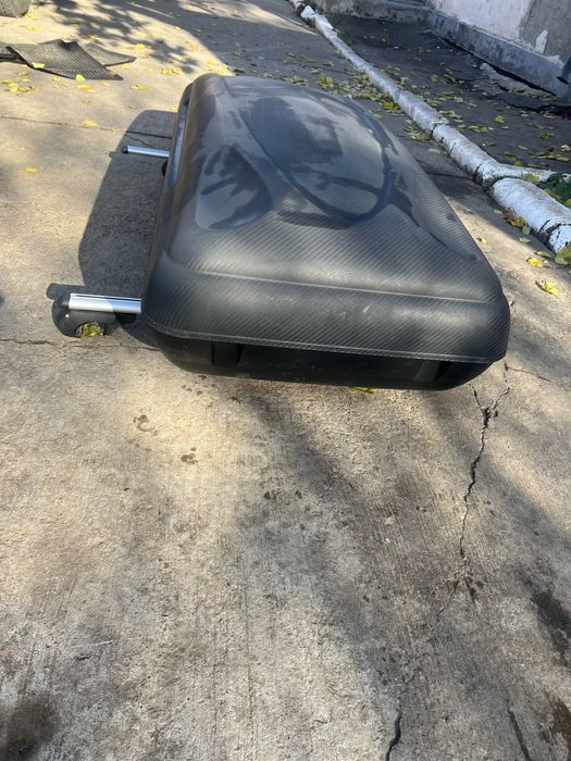 Portbagaj auto cu bari transversale