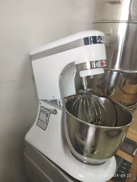 Miksir yumshoq xamirlar uchun