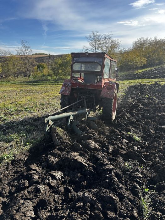Tractor U650 de vanzare