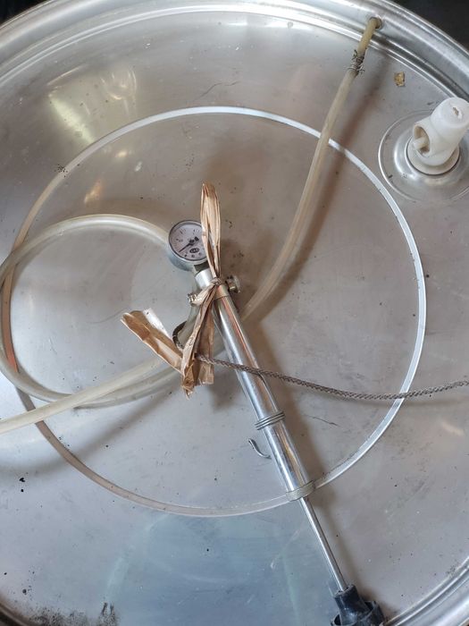 Butoi inox pentru vin