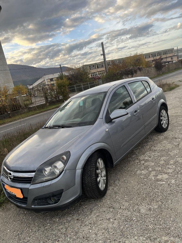 cutie viteze,furtun apa,calculator motor,timonerie opel astra h 1.7