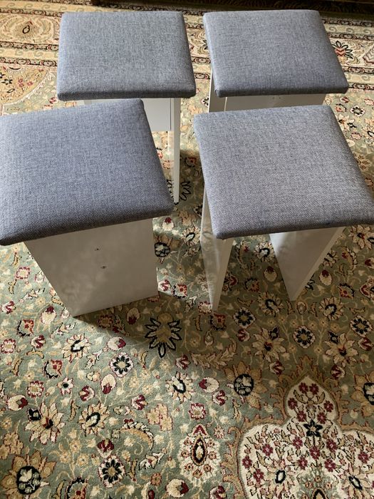 НОВЫЕ Табуретки  2 штуки