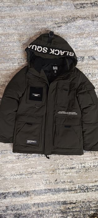 Vând geacă nouă, foarte groasă, pentru iarnă, mărimea XS, New  Yorker