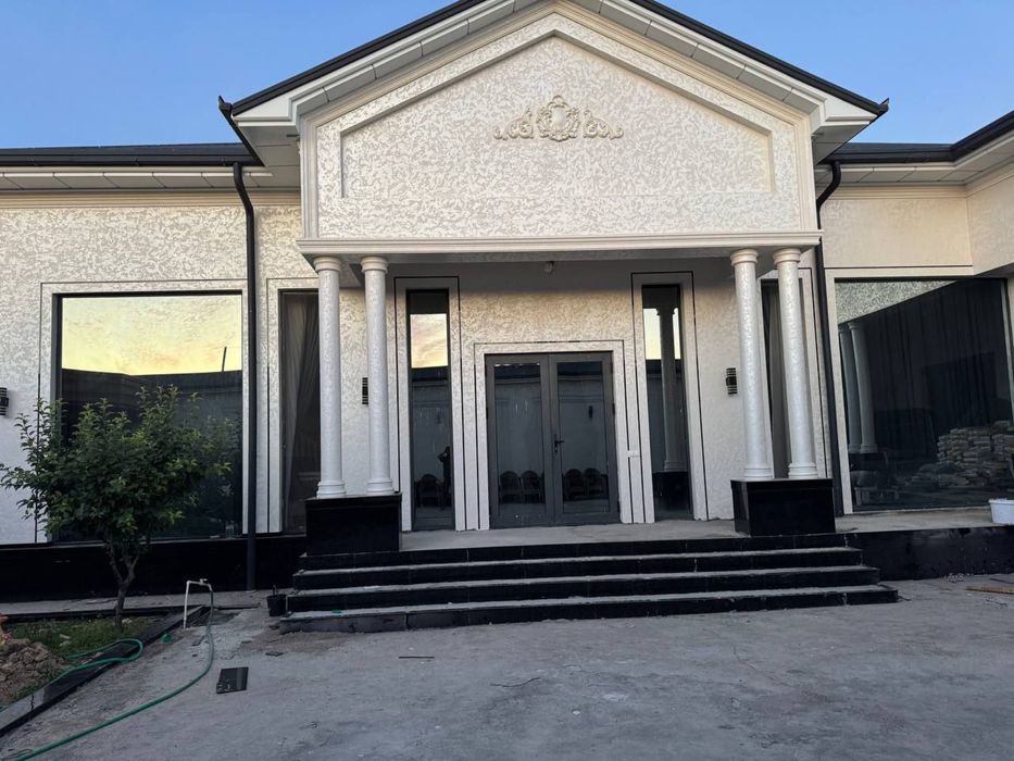 Фасатга узок турадигани бу травертин