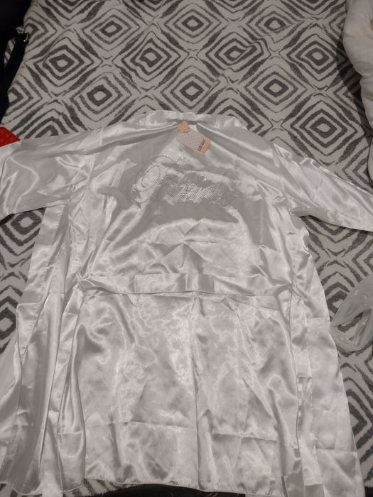 Vând Rochie de mireasă+voaluri