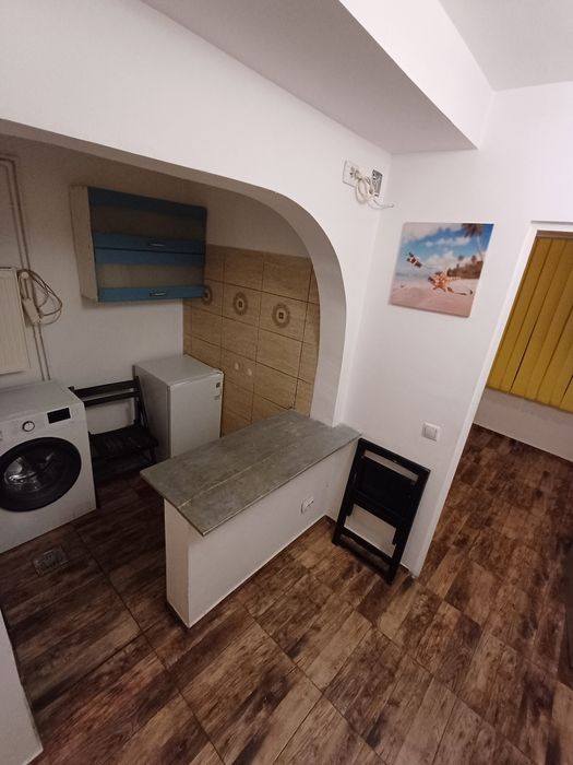 Închiriez garsoniera sector 5