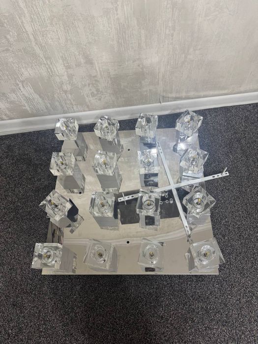 Люстра потолочная