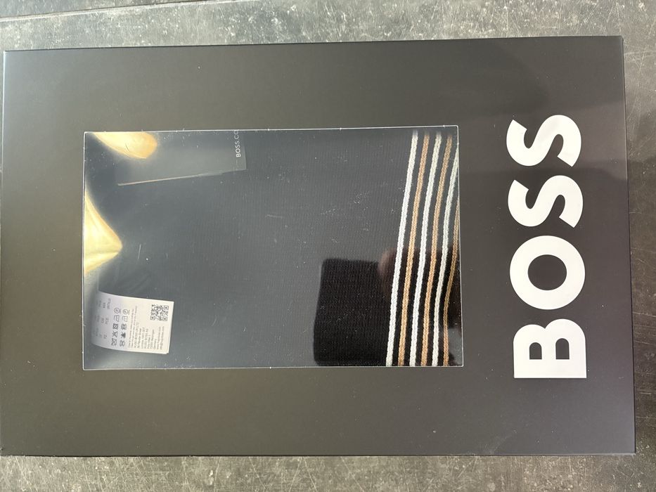 Мъжки коплект шапка и шал Hugo Boss