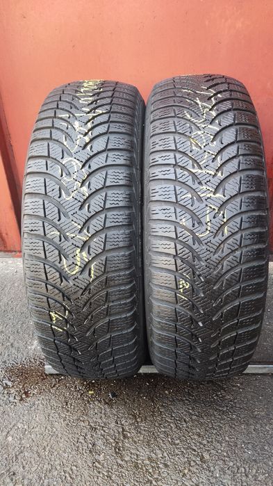 2бр. зимни гуми 175/65/15 Michelin Alpine 
dot21
6.88mm
Добро състояни